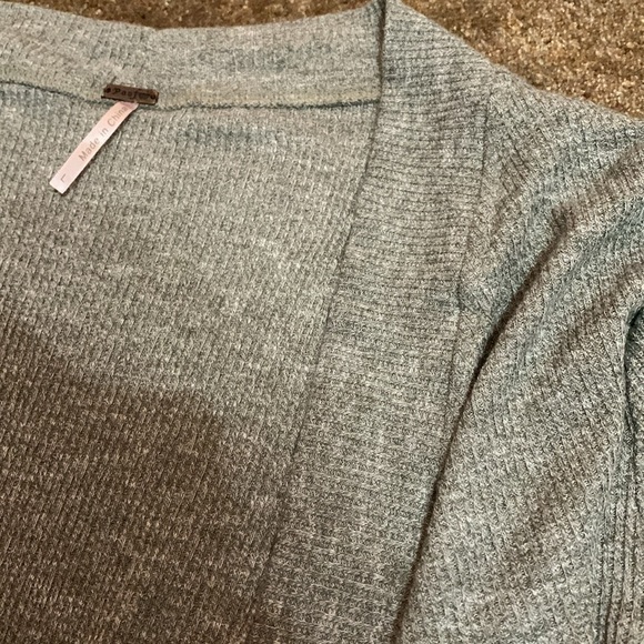 Cardigan - Picture 2 of 2